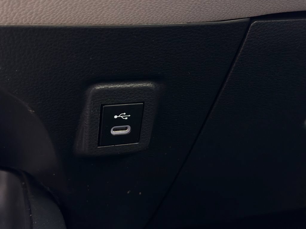 Used 2026 Toyota Corolla LE FWD image 27