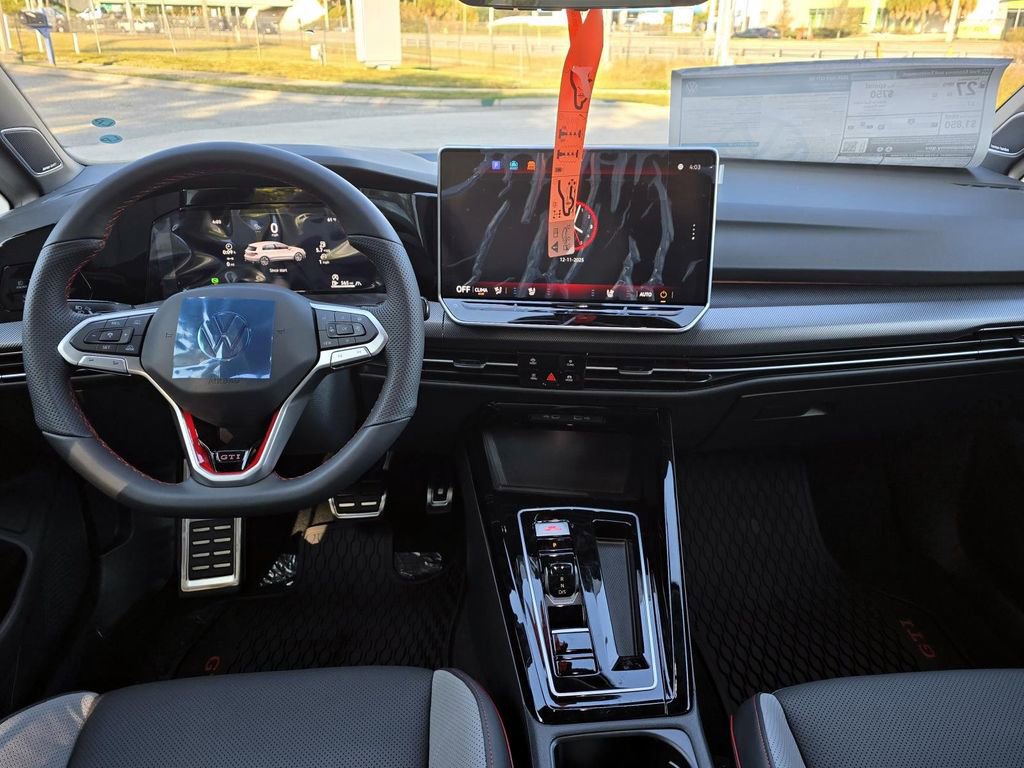 New 2026 Volkswagen GTI SE FWD image 9