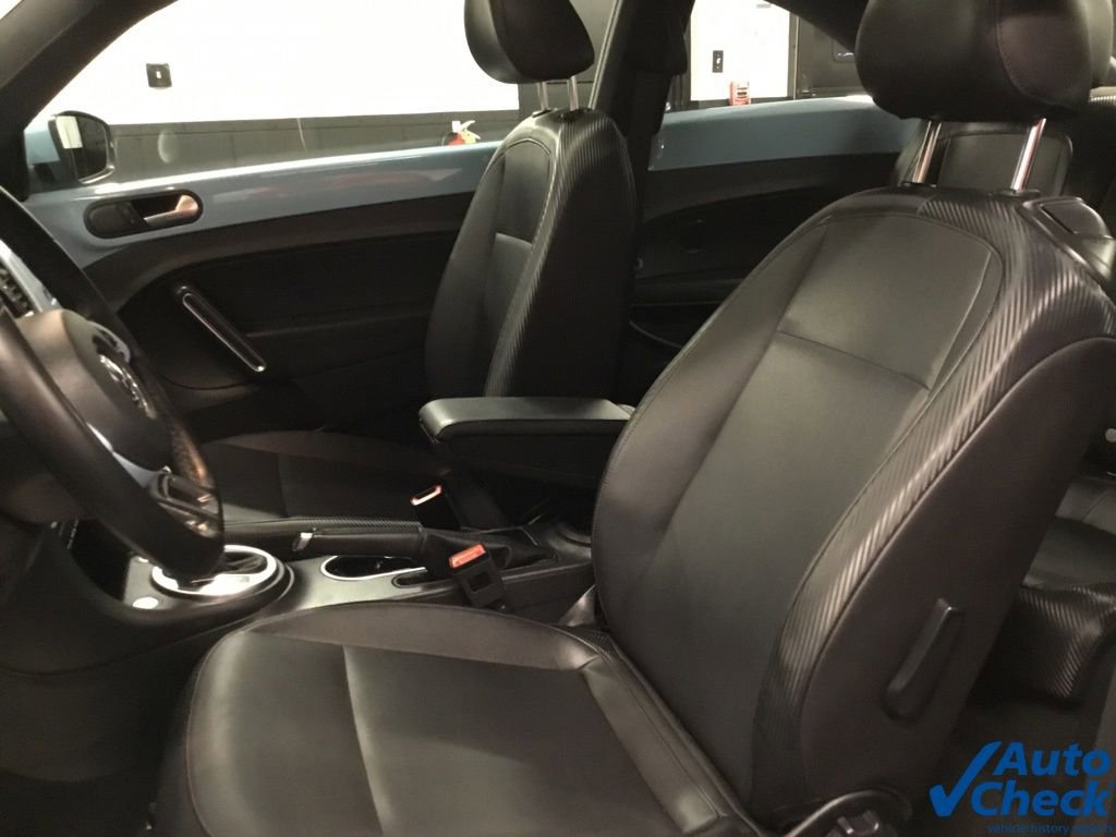 Used 2012 Volkswagen Beetle 2.5 FWD image 21