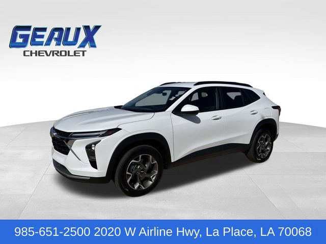 Used 2025 Chevrolet Trax LT w/ LT Convenience Package FWD image 1