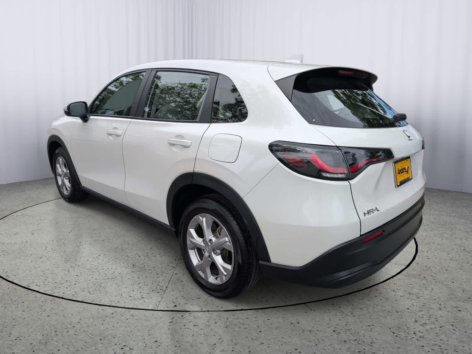 Certified 2024 Honda HR-V LX image 5