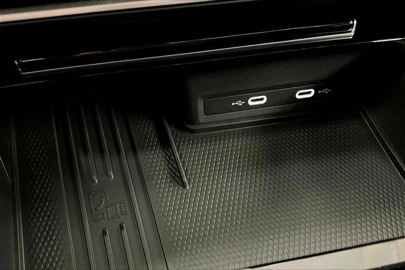 New 2026 Volkswagen Atlas SEL image 21