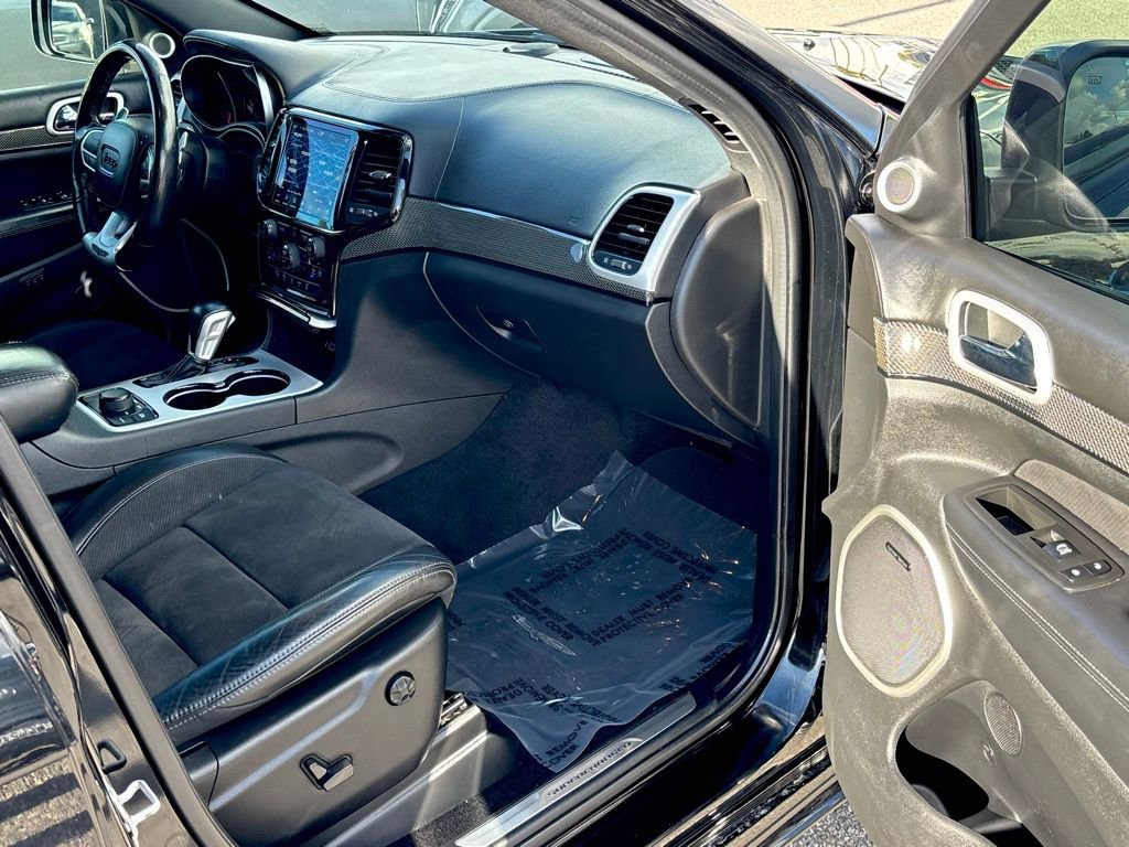 Used 2021 Jeep Grand Cherokee Trackhawk w/ Trailer Tow Group IV image 27