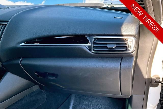 Used 2019 Maserati Levante image 16