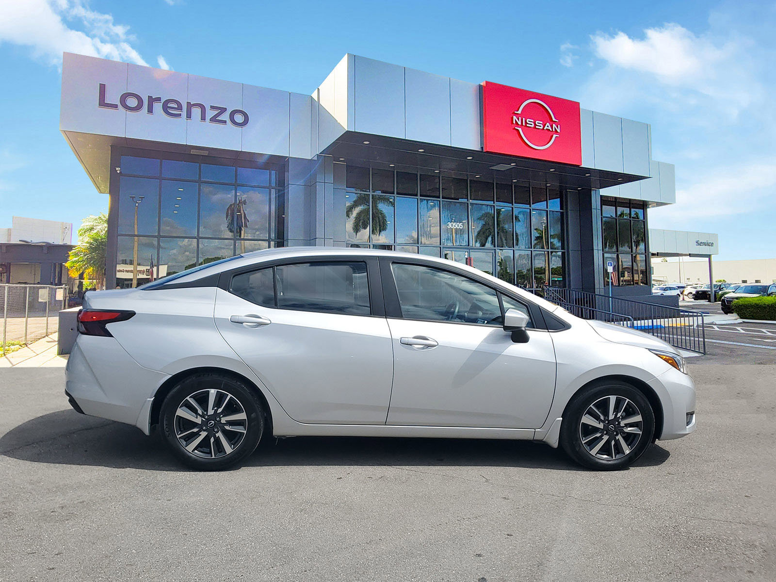 Certified 2025 Nissan Versa SV w/ Trunk Package image 4