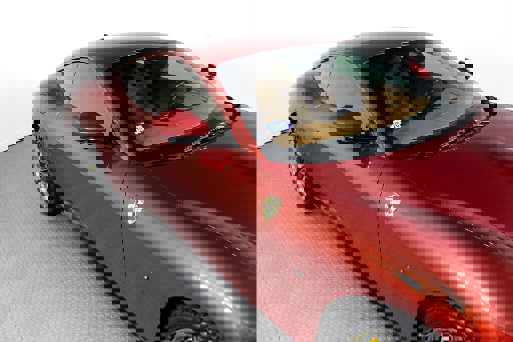 Certified 2022 Ferrari Roma image 15