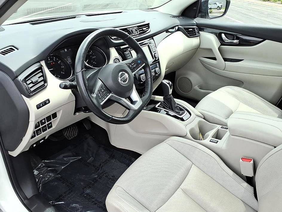 Used 2022 Nissan Rogue Sport SL w/ Premium Package AWD/4WD image 14