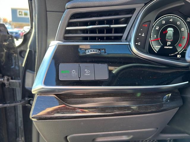 Used 2024 Audi Q8 Premium Plus image 24