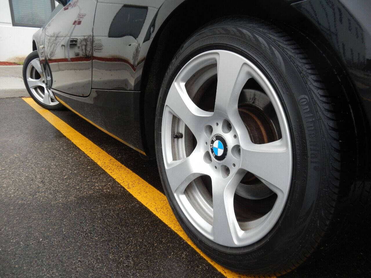 Used 2009 BMW 328i xDrive Coupe AWD/4WD image 14
