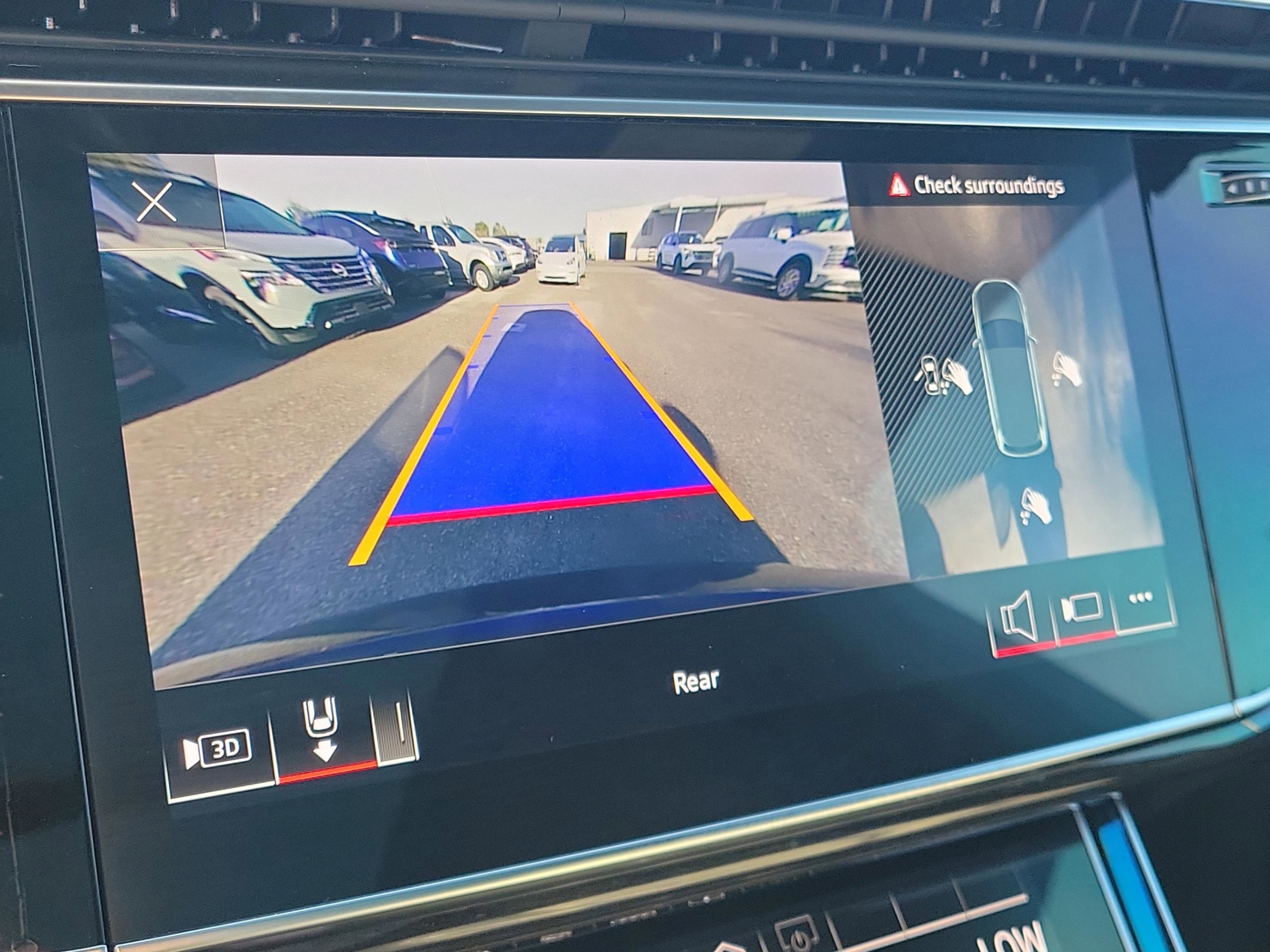 Used 2022 Audi Q7 Premium Plus w/ Premium Plus Package image 5