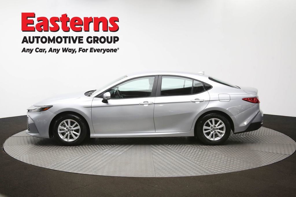 Used 2025 Toyota Camry LE FWD image 59