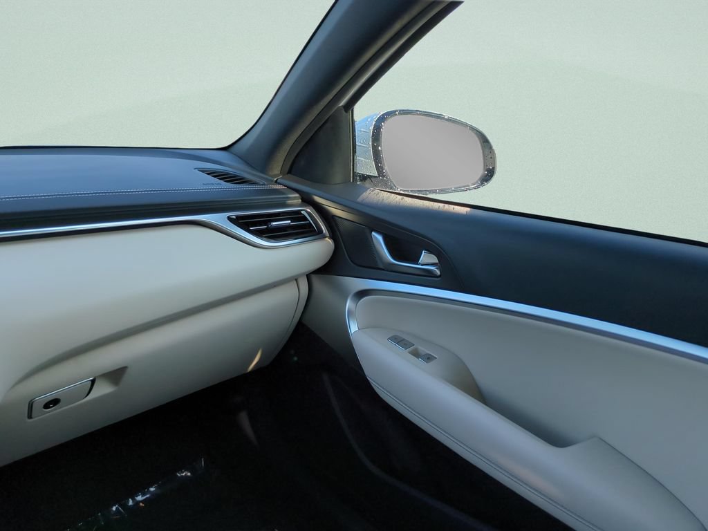 New 2026 Genesis G70 2.5T RWD image 12