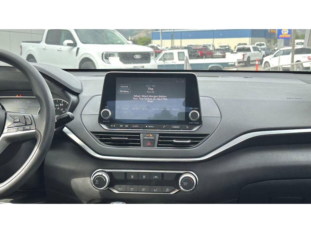 Used 2022 Nissan Altima 2.5 SV image 14