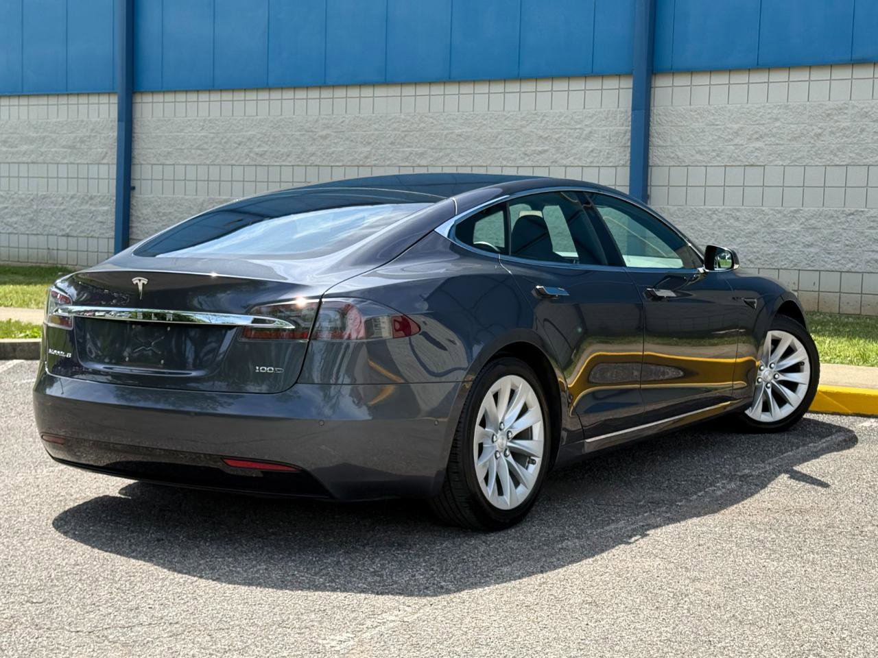 Used 2017 Tesla Model S 100D image 5
