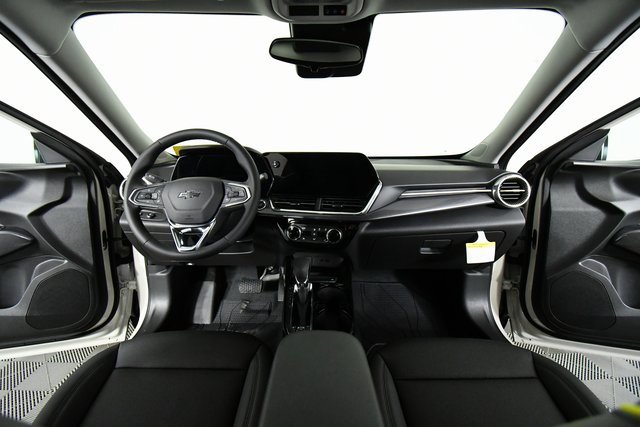 New 2026 Chevrolet Trax ACTIV w/ Driver Confidence Package image 18