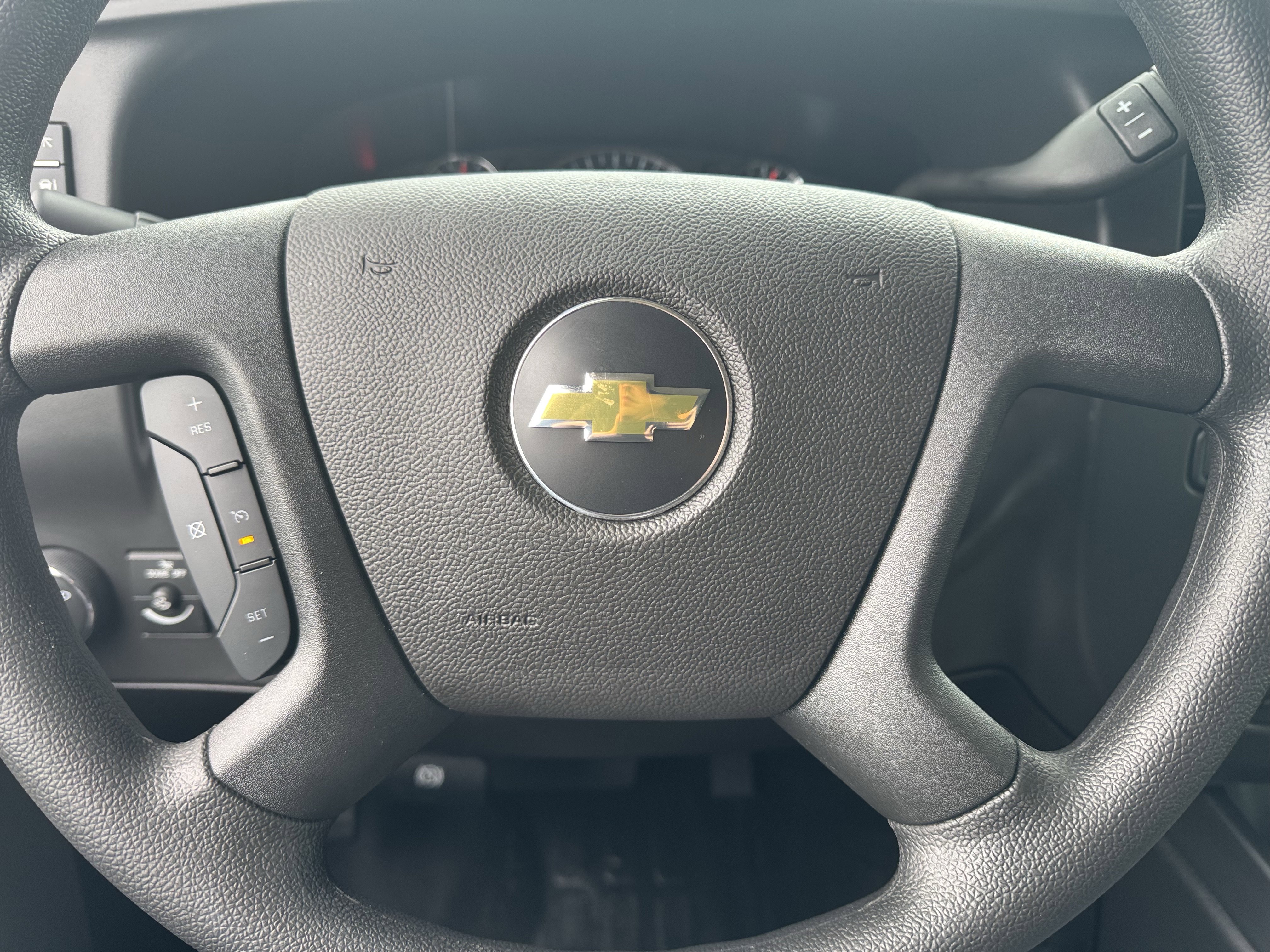 New 2026 Chevrolet Express 2500 w/ Driver Convenience Package image 29