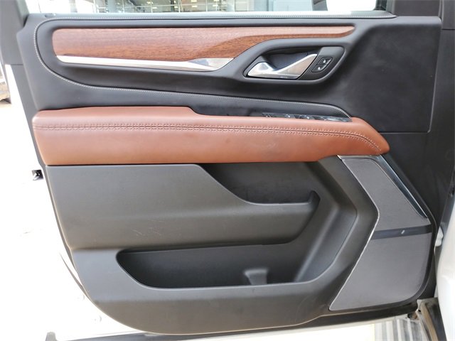 Used 2023 GMC Yukon Denali Ultimate w/ LPO, Floor Liner Package image 20