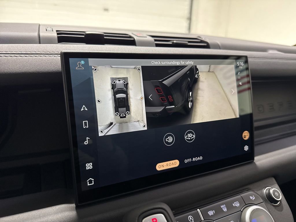 Used 2025 Land Rover Defender 110 S image 24