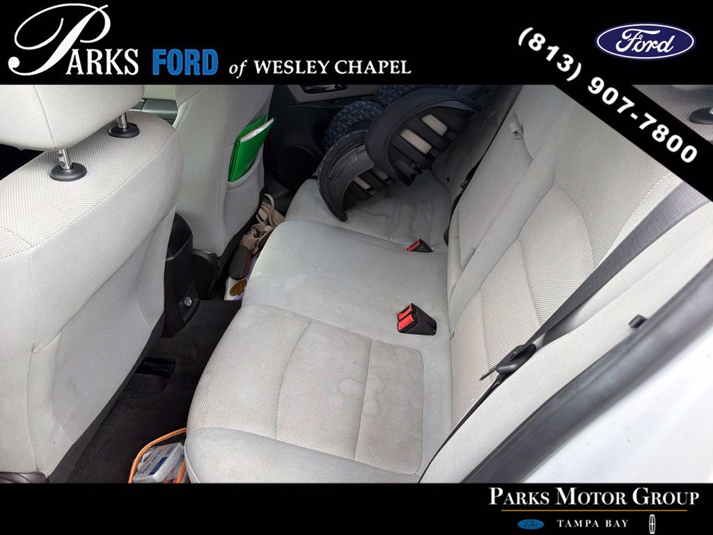 Used 2016 Chevrolet Cruze LT w/ Technology Package FWD image 7