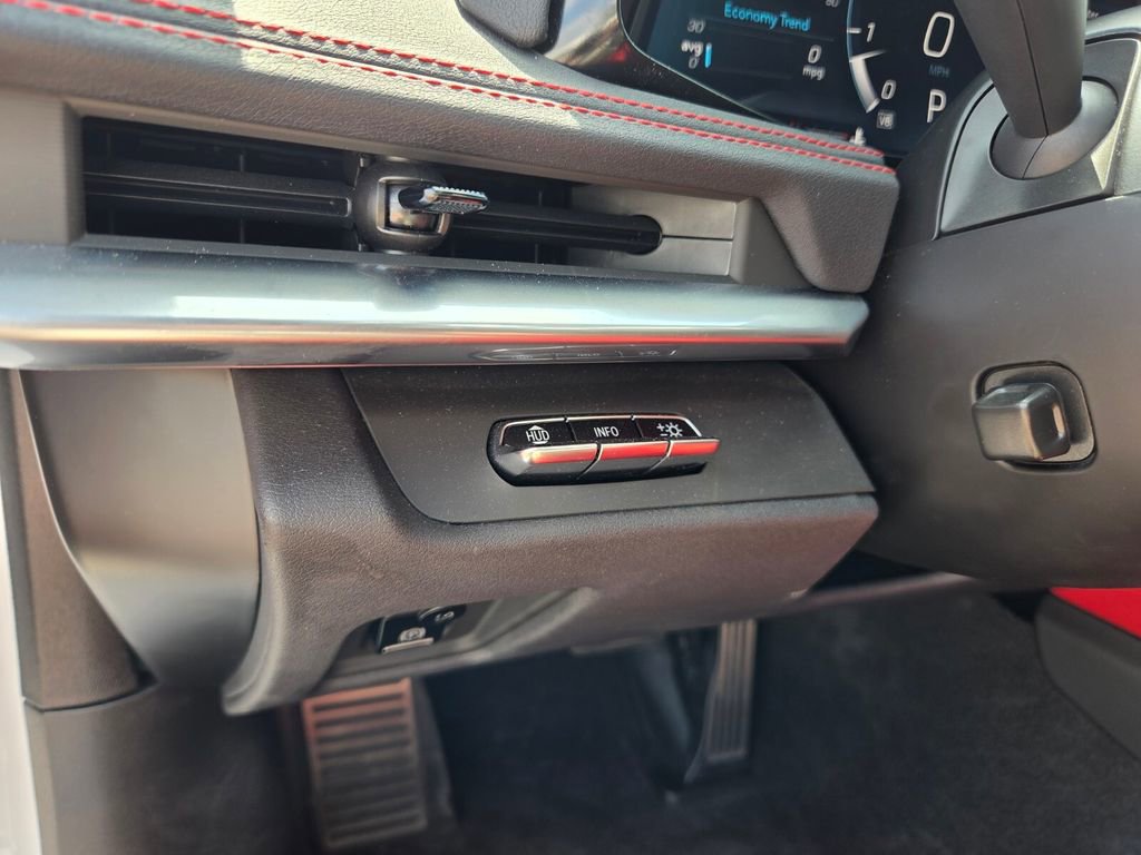 Used 2022 Chevrolet Corvette Stingray Preferred Cpe w/ Engine Appearance Package image 23