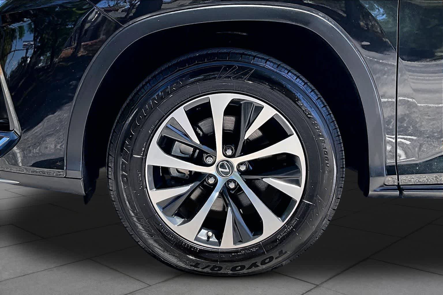 Used 2021 Lexus RX 450h AWD w/ Premium Package image 11