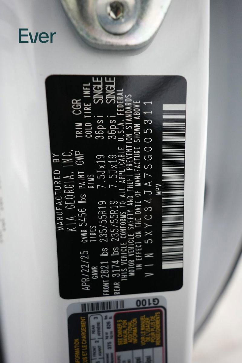 Used 2025 Kia EV6 Wind image 27