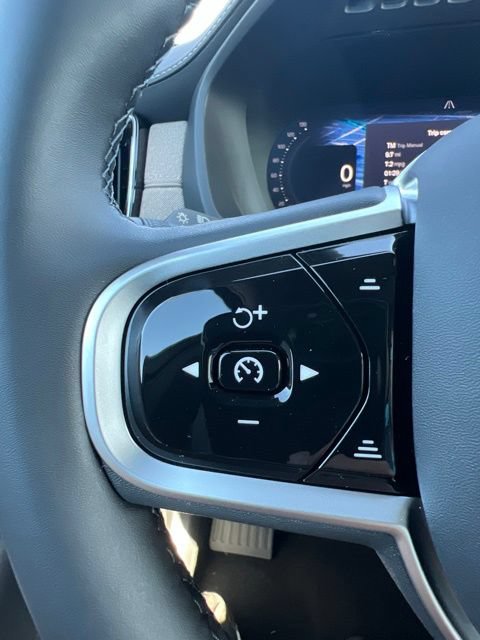 New 2026 Volvo XC90 T8 Plus w/ Protection Package AWD/4WD image 11