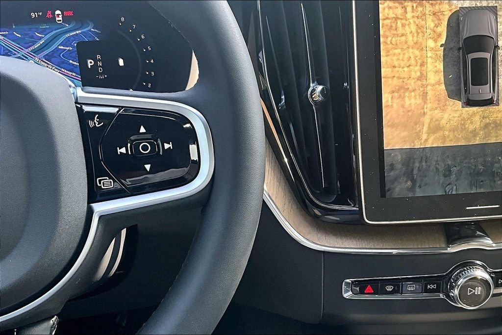 New 2026 Volvo XC60 B5 Plus w/ Protection Package Premier AWD/4WD image 25