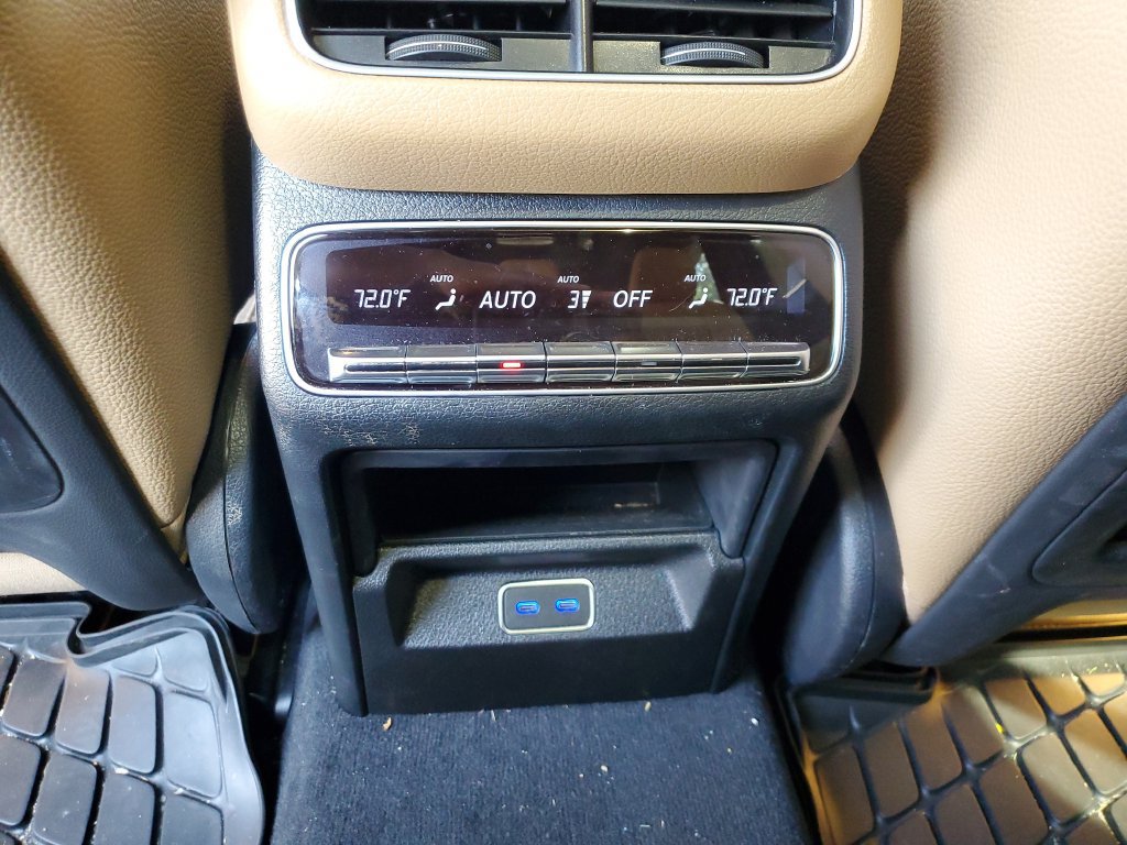 Used 2025 Mercedes-Benz GLS 580 4MATIC image 14