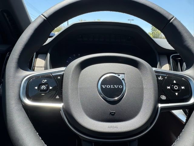 New 2025 Volvo XC90 B6 Plus w/ Protection Package Premier image 30