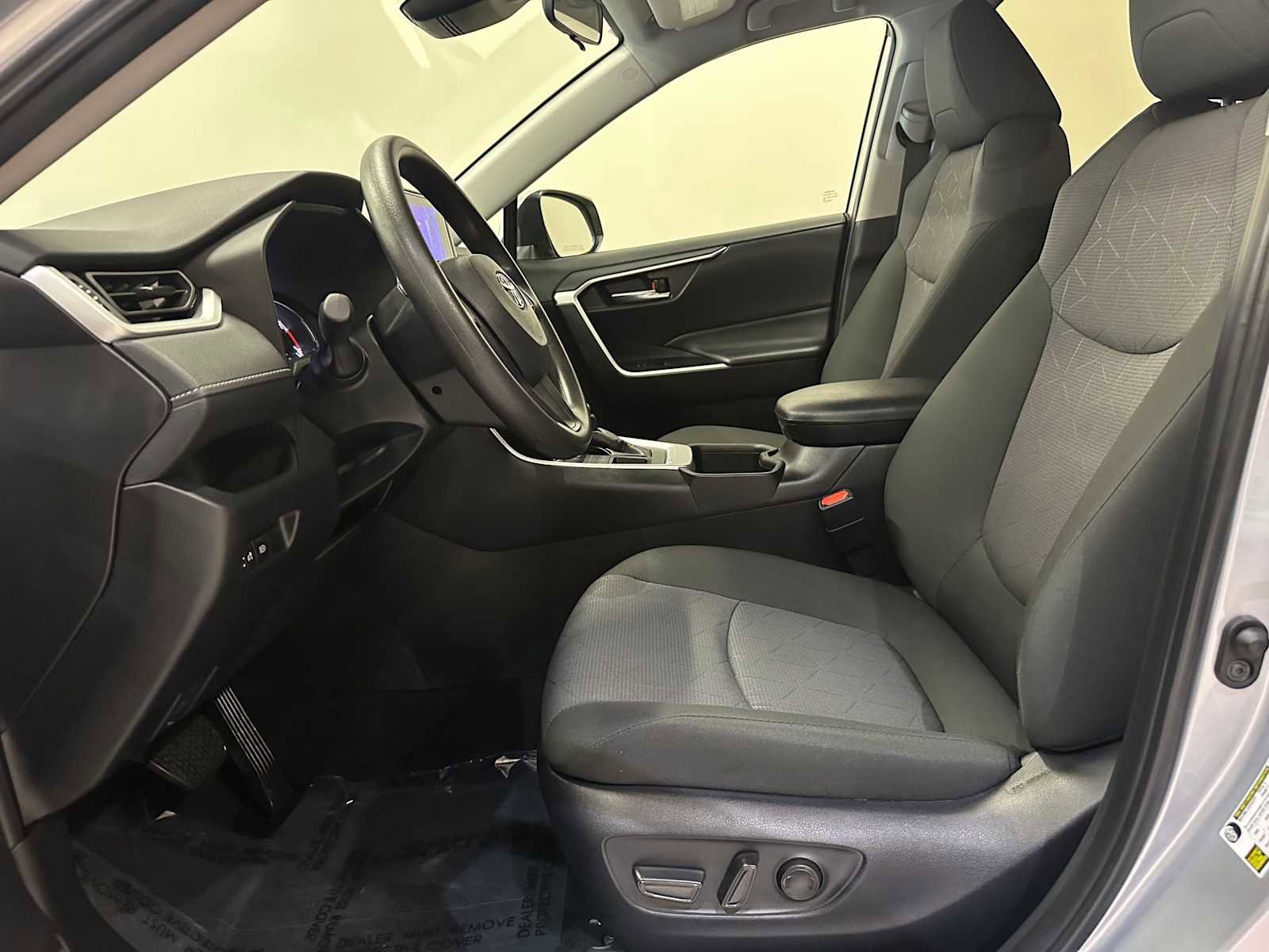 Certified 2024 Toyota RAV4 XLE image 21