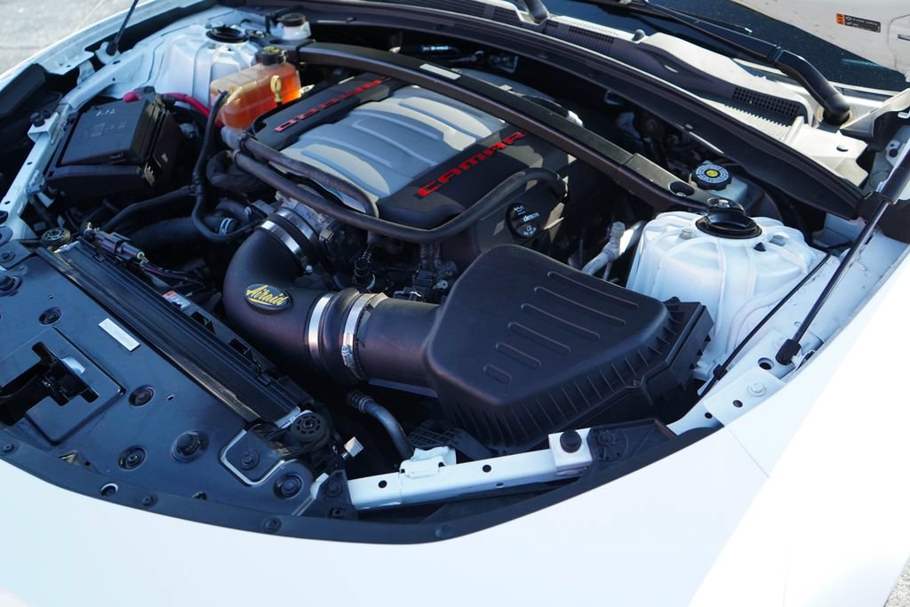 Used 2017 Chevrolet Camaro SS RWD image 39
