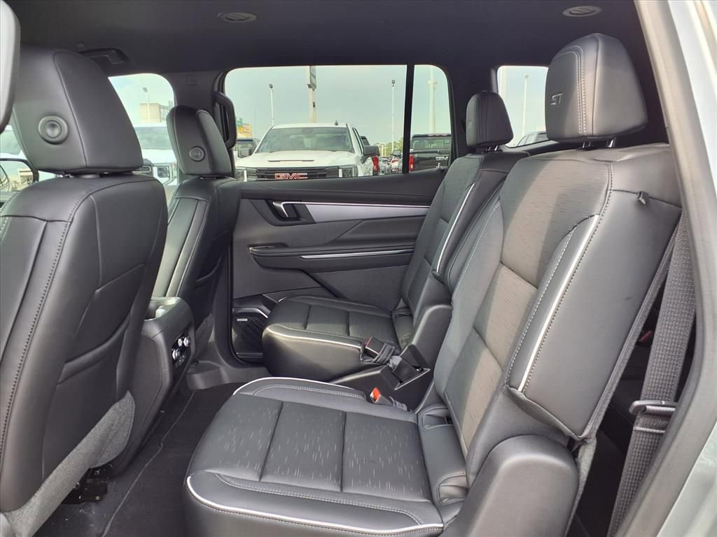 New 2026 Buick Enclave Sport Touring image 13