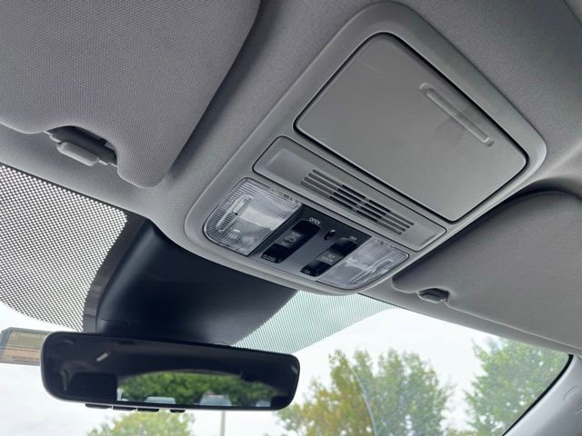 Used 2023 Honda Odyssey EX-L image 12