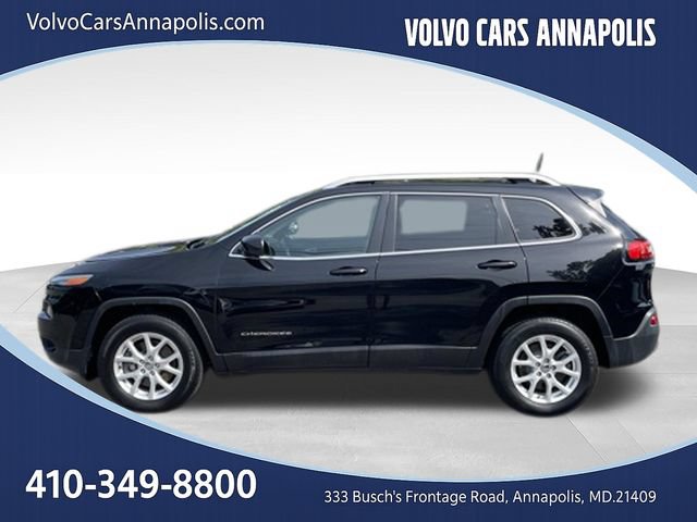 Used 2017 Jeep Cherokee Latitude w/ Comfort/Convenience Group AWD/4WD image 4