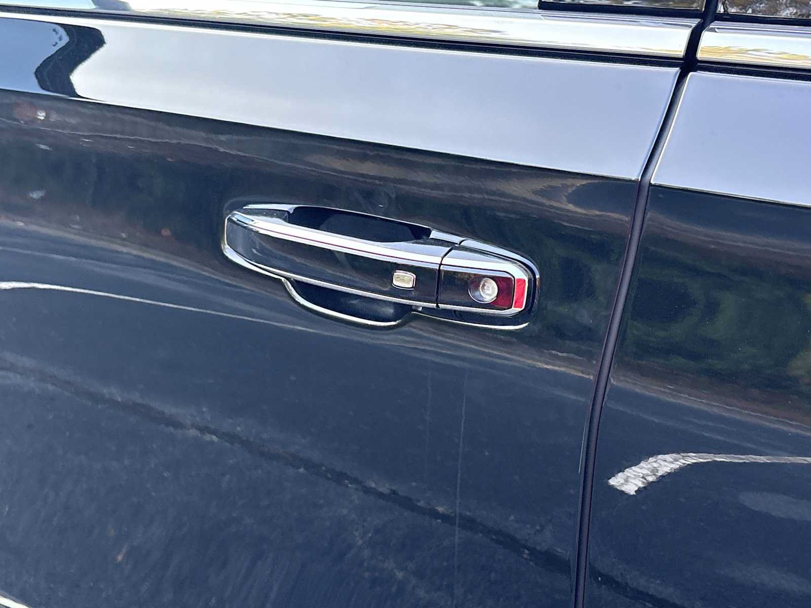New 2026 GMC Yukon XL Denali Ultimate AWD/4WD image 24
