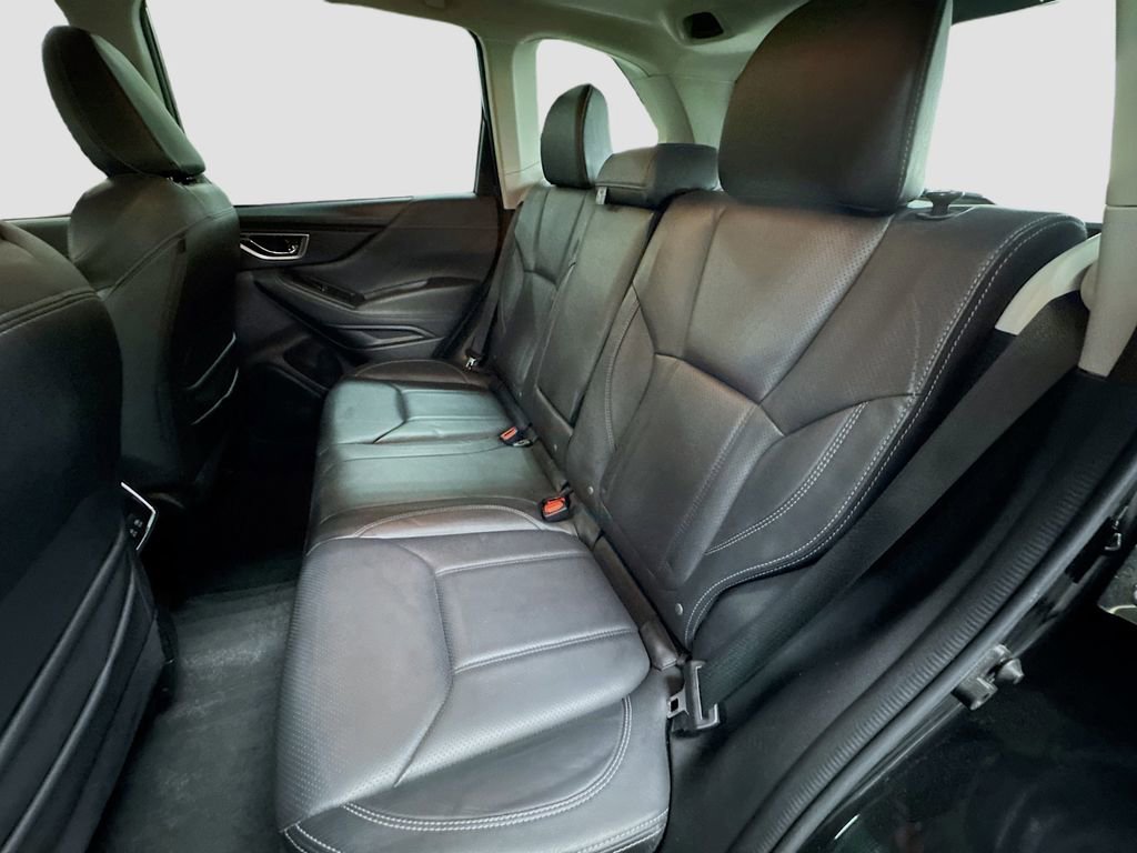 Used 2021 Subaru Forester Limited image 23
