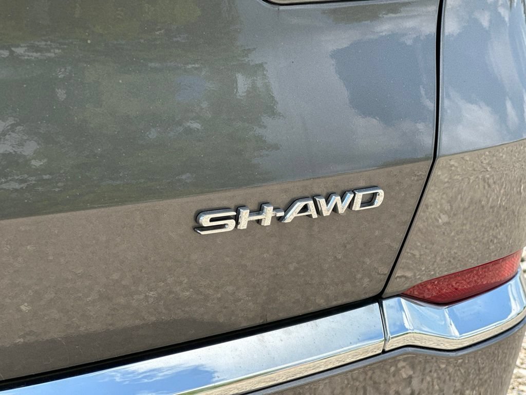 Used 2026 Acura MDX SH-AWD image 4
