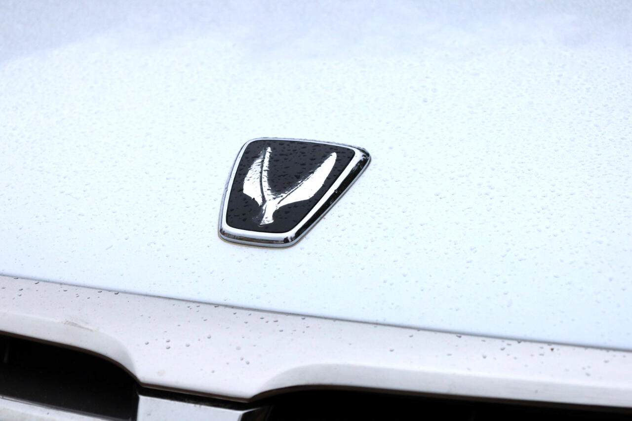 Used 2016 Hyundai Equus Signature image 28