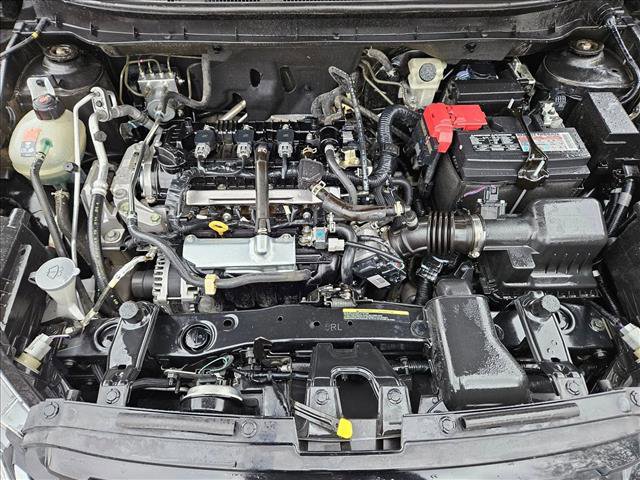 Used 2022 Nissan Kicks S image 19