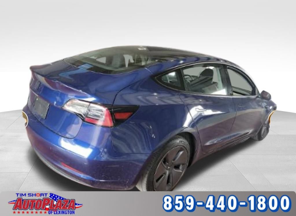 Used 2023 Tesla Model 3 Standard Range image 8