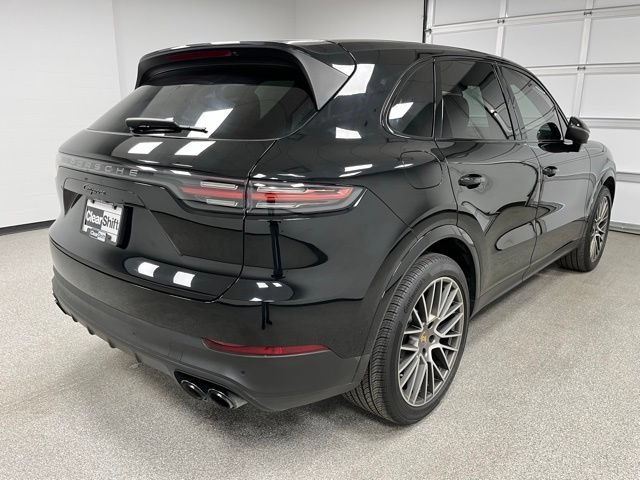 Used 2022 Porsche Cayenne Platinum Edition AWD/4WD image 10