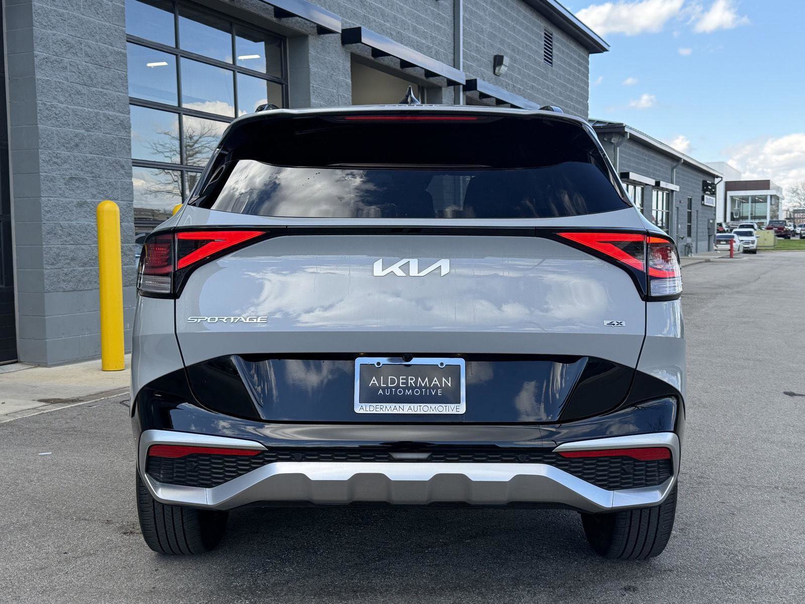 Used 2023 Kia Sportage SX image 54