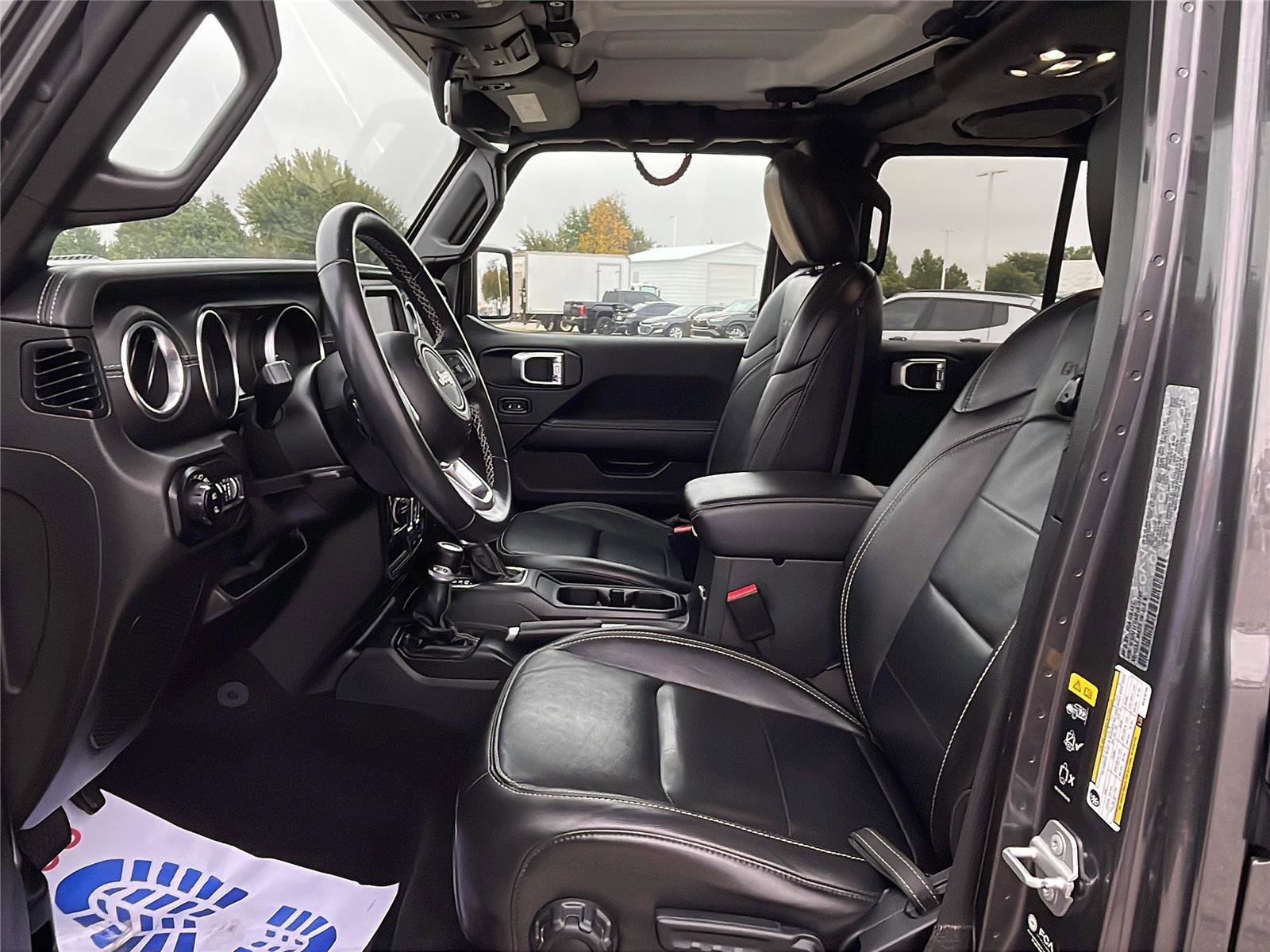 Used 2021 Jeep Gladiator Overland w/ Popular Equipment Package image 21