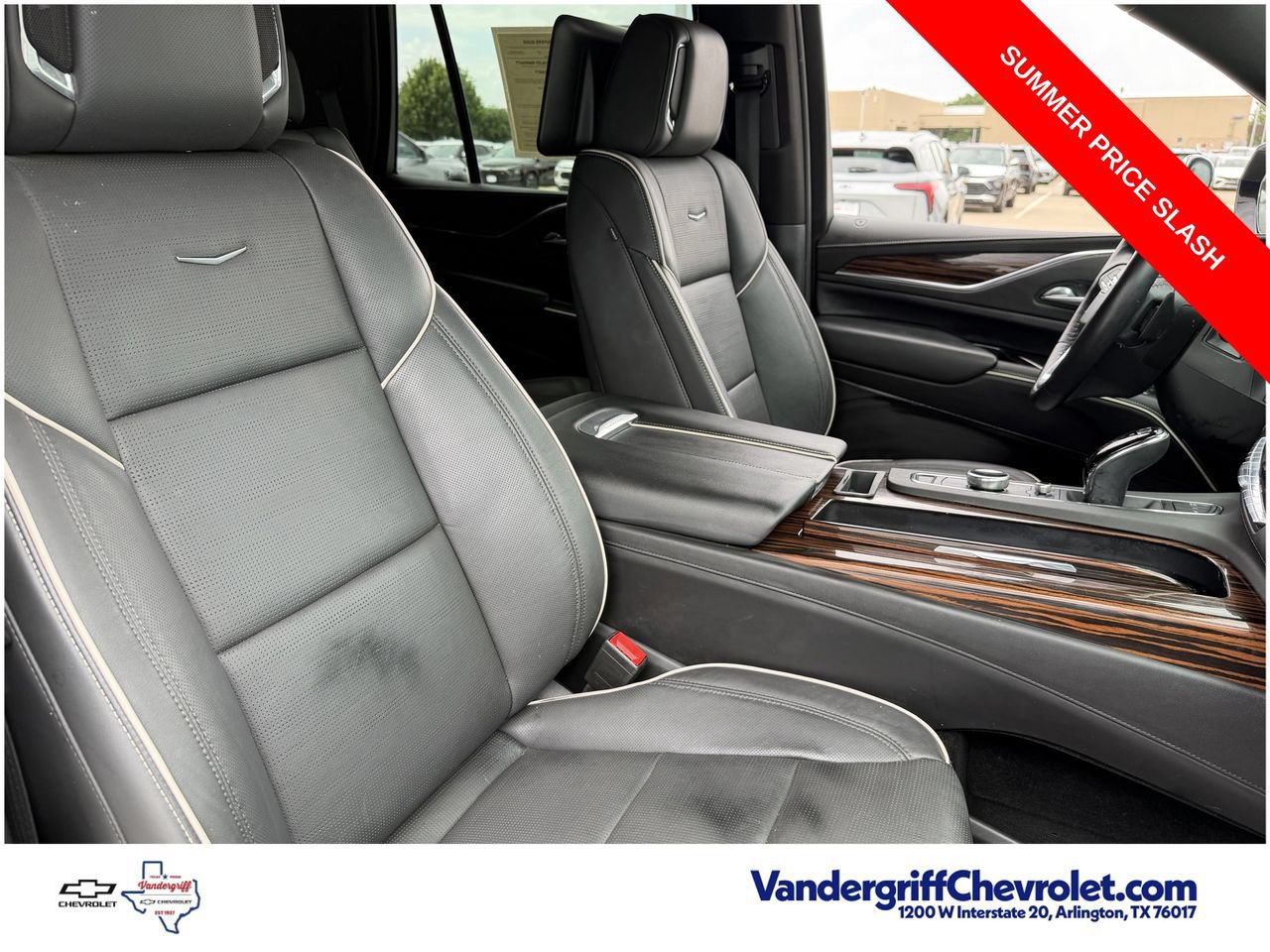 Certified 2023 Cadillac Escalade Premium Luxury w/ LPO, Floor Liner Package AWD/4WD image 24