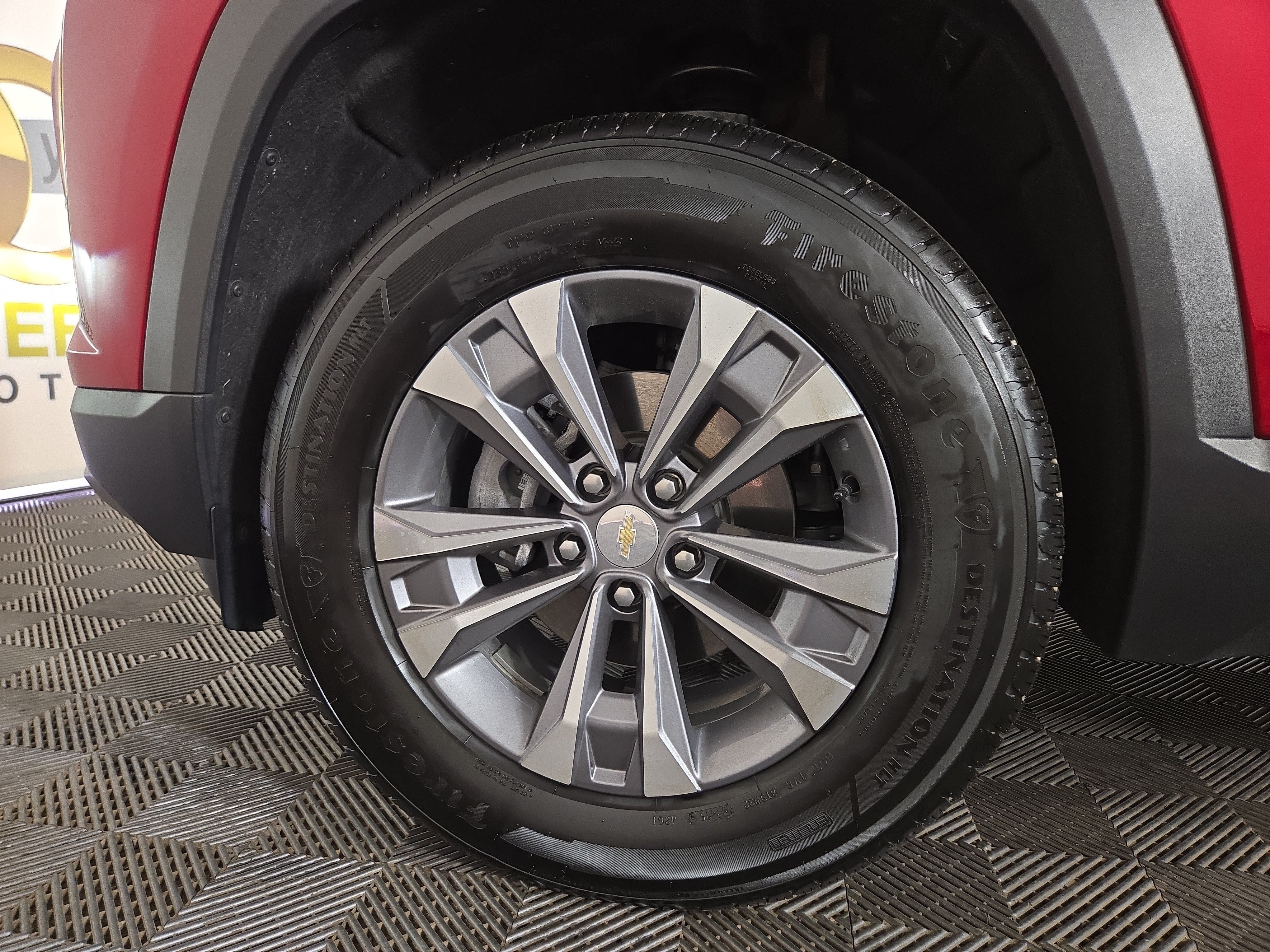Certified 2026 Chevrolet Equinox LT w/ Convenience Package II FWD image 33