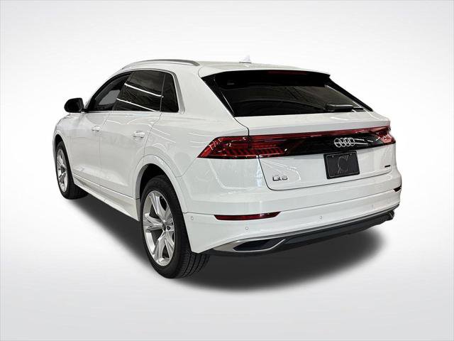 Certified 2022 Audi Q8 Premium Plus AWD/4WD image 3