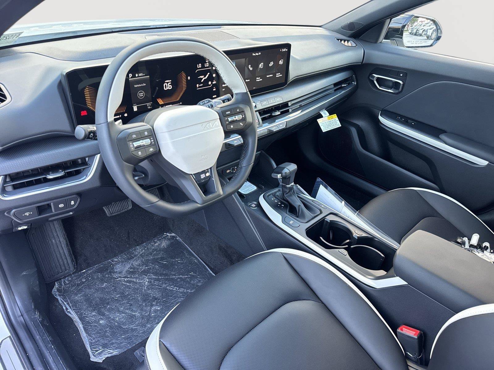 New 2026 Kia K4 EX FWD image 10