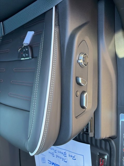 New 2026 GMC Sierra 2500 AT4X image 18