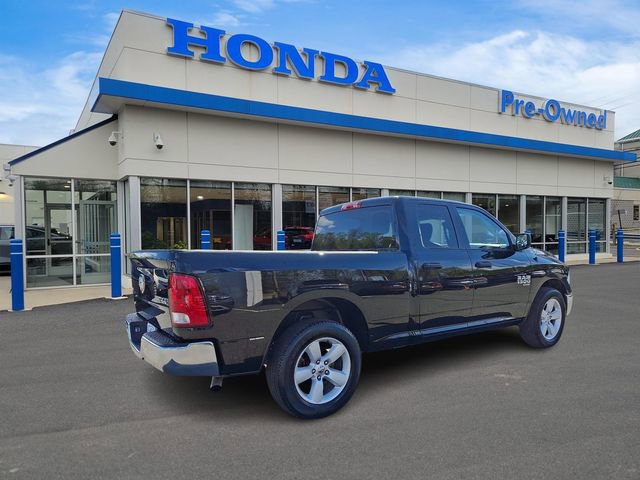 Used 2024 RAM 1500 Classic SLT AWD/4WD image 4